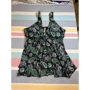 NWT Younique Brand Paisley Tankini Top - Flattering Fit